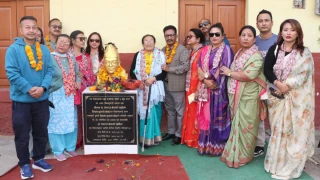 जनप्रिय मावि देवदह परिषरमा जग्गादाताको सालिक अनावरण
