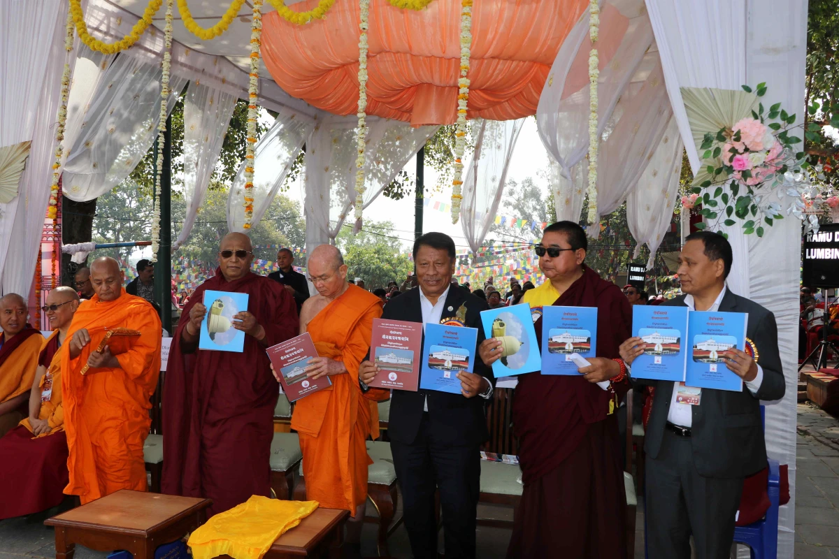 buddha inside.JPG