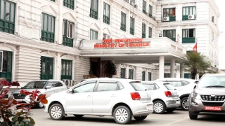 कर्मचारीको पेन्सन अन्त्य, योगदानमा आधारित सामाजिक सुरक्षा प्रणाली लागू हुने