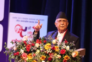 पूर्वनवयुवराज शाहलाई प्रधानमन्त्रीको सुझाव : राजा हुने सपना छाडेर कला क्षेत्रमा लाग्नु