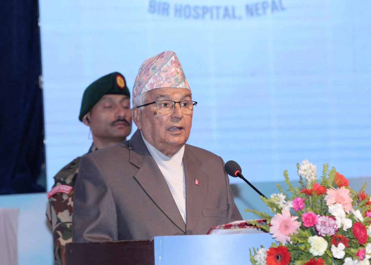 चिकित्सकहरु विदेशिने क्रम बढ्नु चिन्ताको विषयः राष्ट्रपति पौडेल