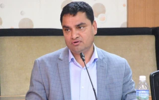 स्वास्थ्य महामारी रोकथामका लागि स्वास्थ्यमन्त्री पौडेलका ६ निर्णय