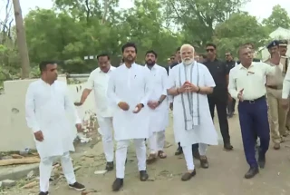 विमान दुर्घटनास्थल अहमदाबाद पुगे मोदी