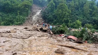 भारतको हिमाचलमा भिषण बर्षा: अहिलेसम्म ३० जनाको मृत्यु : ३४ जना बेपत्ता