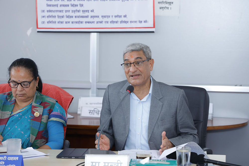 शंकर पोखरेल र वर्षमान पुनको संवादले सत्ता गठबन्धनमा समस्या छैन : गृहमन्त्री लेखक