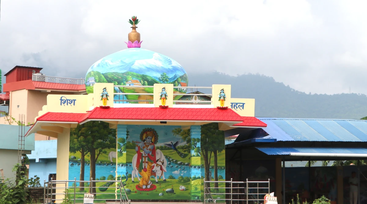 देवदहमा ७५ लाख लगानीमा बन्यो शिश महल,  शनिवार उद्घाटन हुने