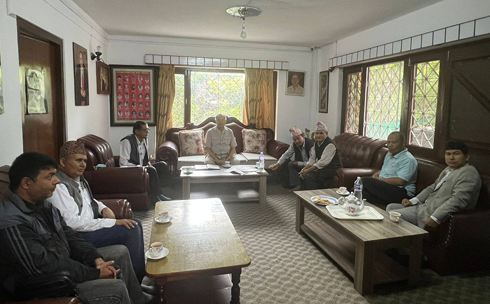 अपवित्र साँठगाँठतर्फ नलाग्न झलनाथ खनालको आग्रह