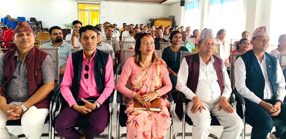 जनप्रतिनिधि र कर्मचारीको क्षमता विकासका लागि देवदहमा स्वजागरण कार्यक्रम