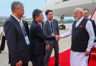 चीन पुगे मोदी
