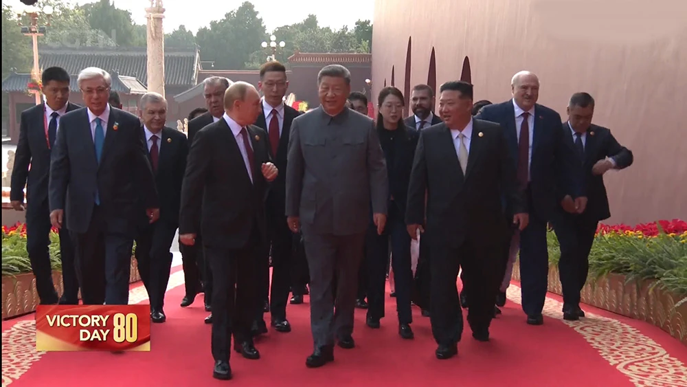 सी जिनपिङले दिएको उपहारको फोनमा कोरियाली राष्ट्रपतिले दिए भाइरस जाच्न आदेश