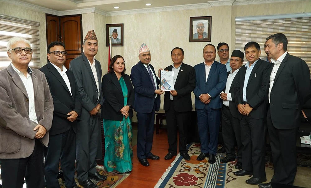 जलविद्युत आयोजनाको विद्युत् खरिदको प्रतिस्पर्धी दर तय गरौं : मन्त्री घिसिङ