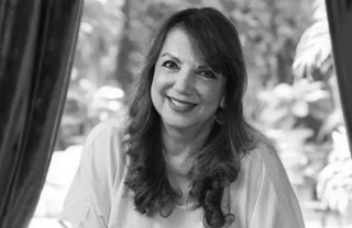 बलिउड अभिनेत्री जरीन खानको ८१ वर्षको उमेरमा निधन