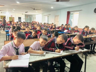 पामिर इन्टरनेशनलमा हस्तलेखन कार्यशाला