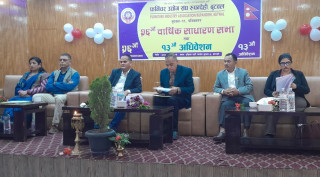 भारतीय घुमुवा कामदारको विगविगीले रुपन्देहीका फर्निचर उद्योगी हैरान