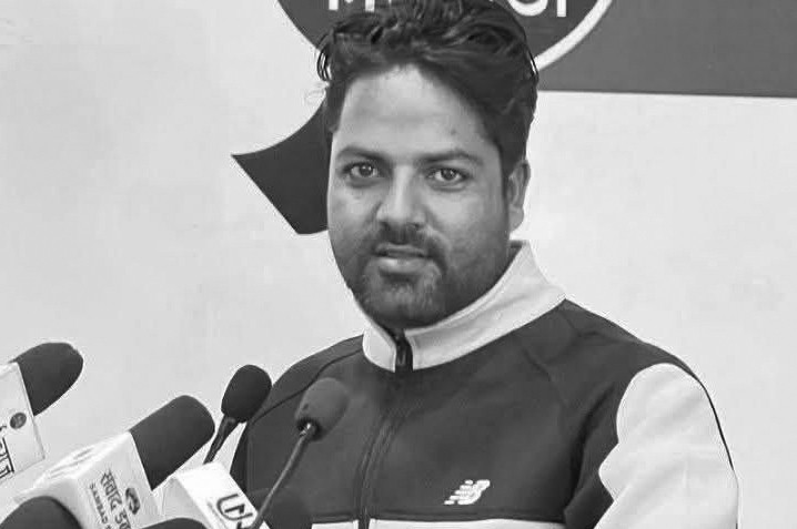 प्रेस सेन्टर कालिकोट अध्यक्ष  वीरेन्द्र आचार्यको सवारी दुर्घटनामा मृत्यु