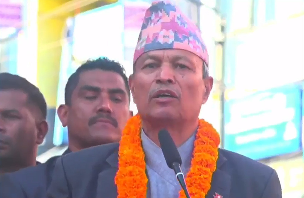 संसदीय समितिमा प्रधानमन्त्रीको अनुपस्थिति : भिम रावलको खेद, पुष्पा भुसालको बचाउ