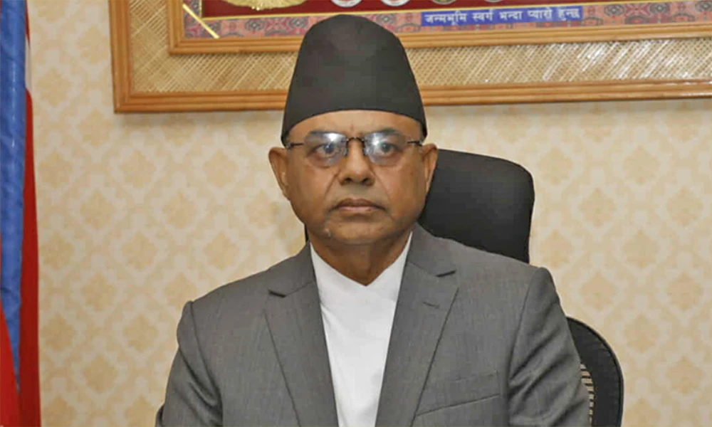 मन्त्री श्रेष्ठद्वारा सुनसरी खोला तटबन्ध क्षेत्रको निरीक्षण
