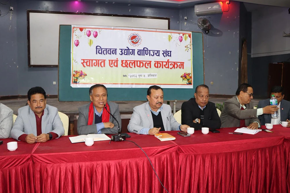 स्थानीयका माग १५ दिनमा पुरा गर्ने मन्त्री घिसिङको प्रतिबद्धता : फोहोरको अवरोध खुल्यो