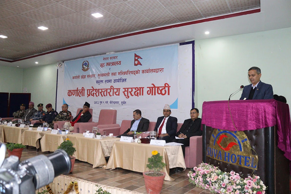 टावर ढलेपछि कर्णाली प्रदेशको विद्युत् आपूर्ति प्रभावित