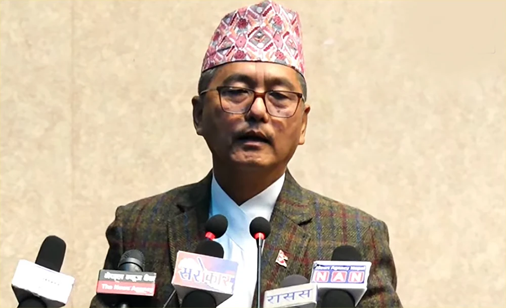 सांसद पदबाट राजीनामा दिएका रावलको कमल थापाले गरे उच्च प्रशंसा