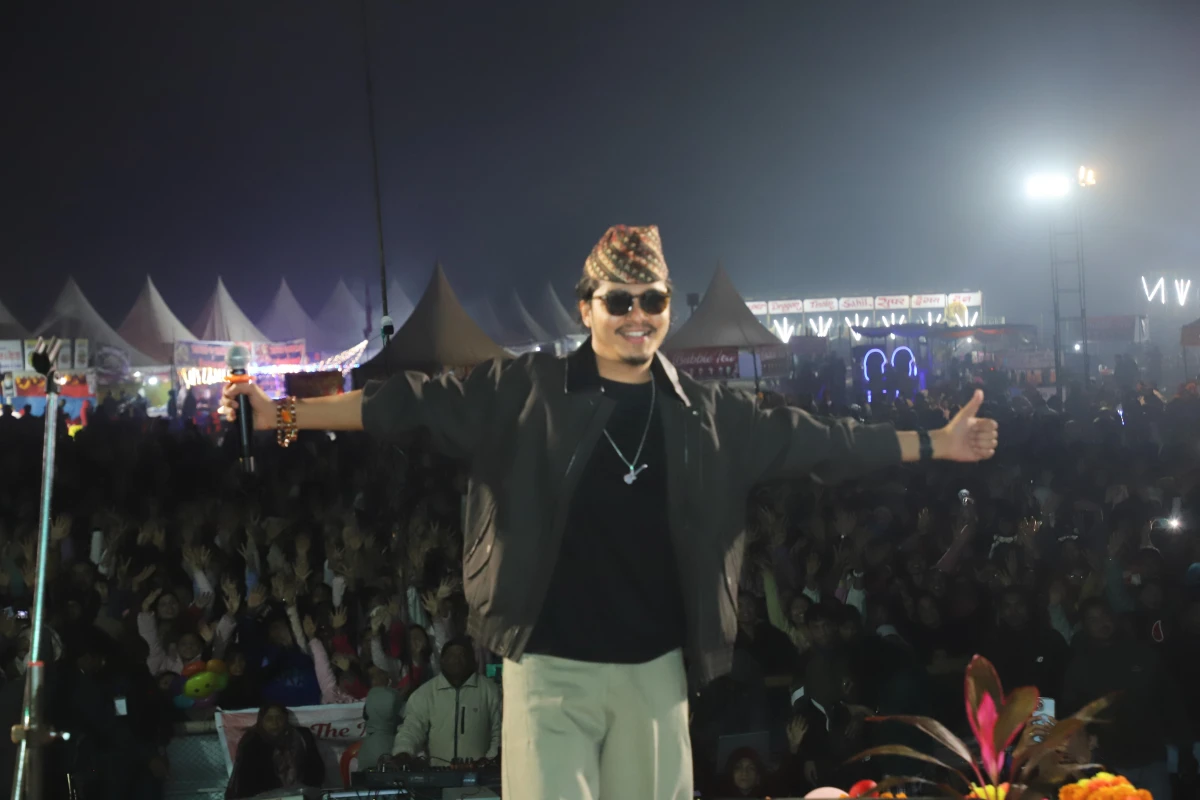 अर्जुन सापकोटाको प्रस्तुतिमा झुम्यो देवदह, सोमबार दुर्गेश आउँदै