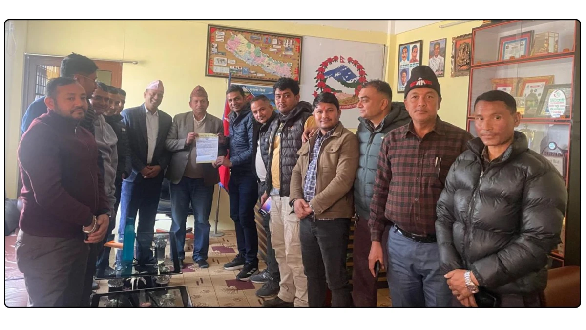 फर्निचर व्यवसायीले देवदहमा बनाए अनुगमन उपसमिति,  नगरपालिकामा ज्ञापनपत्र बुझाइयो