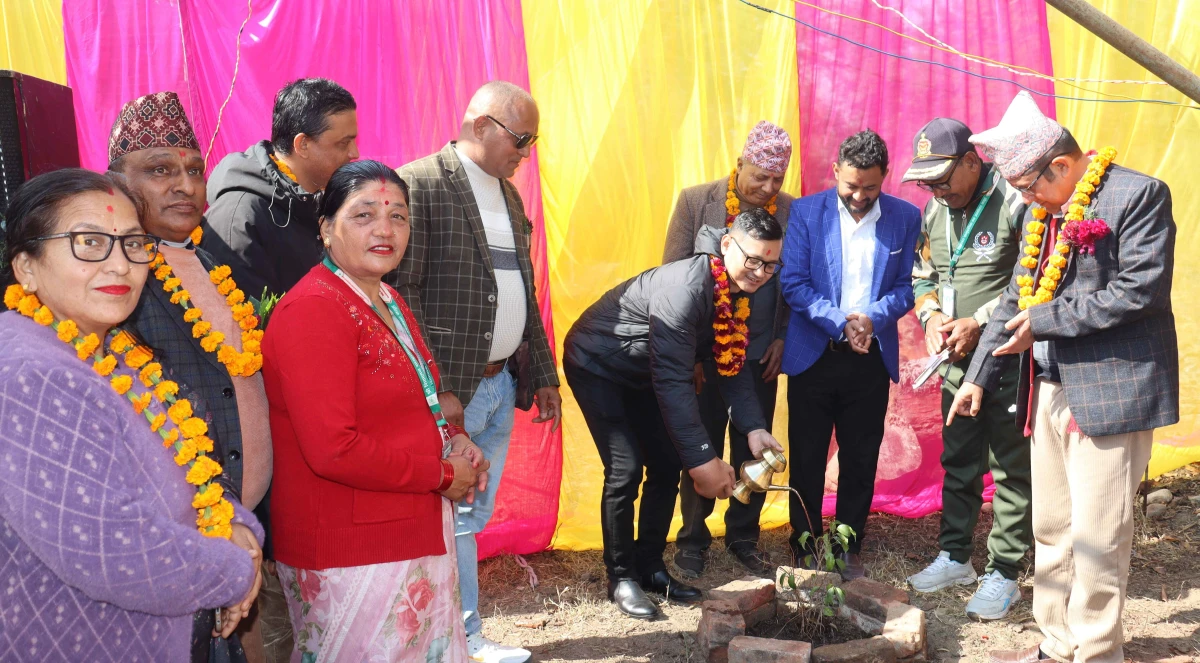 देवदह महोत्सवमा शिवालय सामुदायिक वनको अचानो खोसाखोस