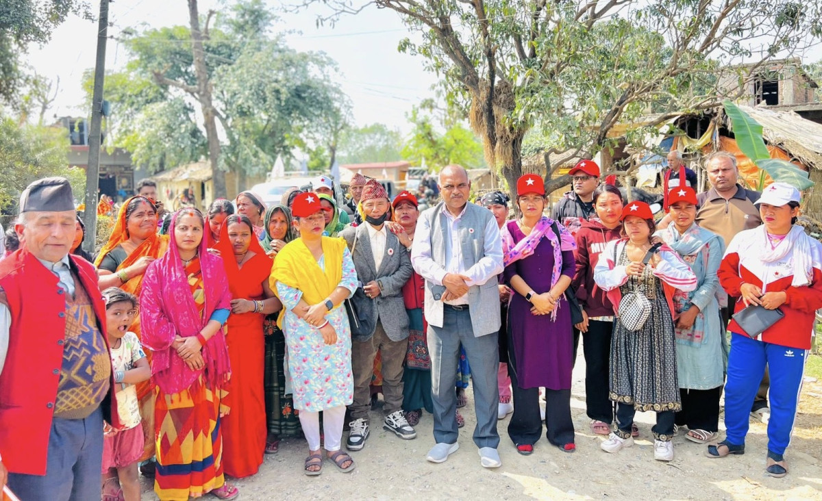 नेपाली कम्युनिस्ट पार्टीले आज काठमाडौंको भृकुटीमण्डपमा एकता सन्देश सभा गर्दै