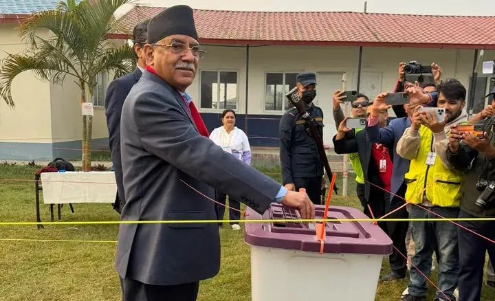 हेटौँडा कपडा उद्योग पुनः सञ्चालनको तयारी सकारात्मक, अन्य उद्योग पनि चलाउन प्रचण्डको आग्रह