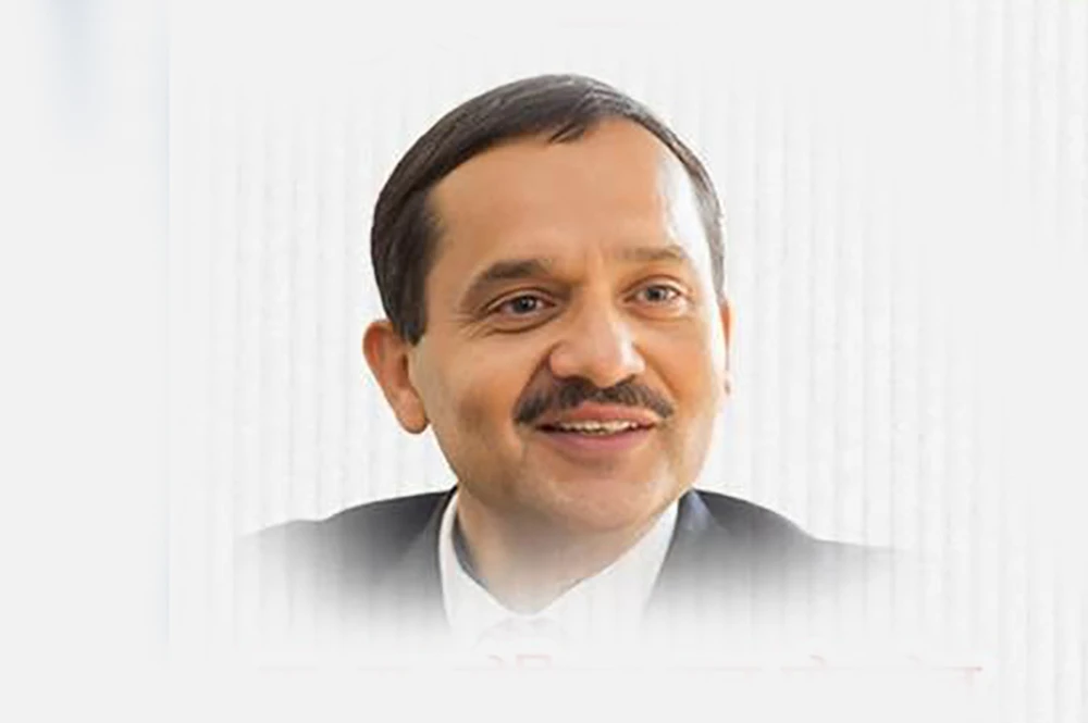 मजदुरले ट्र्याक्टर पनि पाएनन् , रोल्पादेखि अर्घाखाँचीसम्म चाउचाउकै भरमा पैदल यात्रा