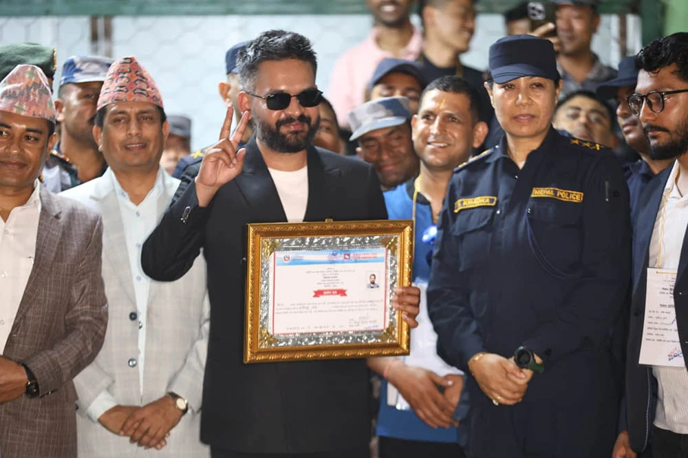 अनेरास्ववियुले दियो बालेन र सुदनविरुद्ध जाहेरी, प्रहरीले सरकारी वकिलसँग छलफल गर्ने