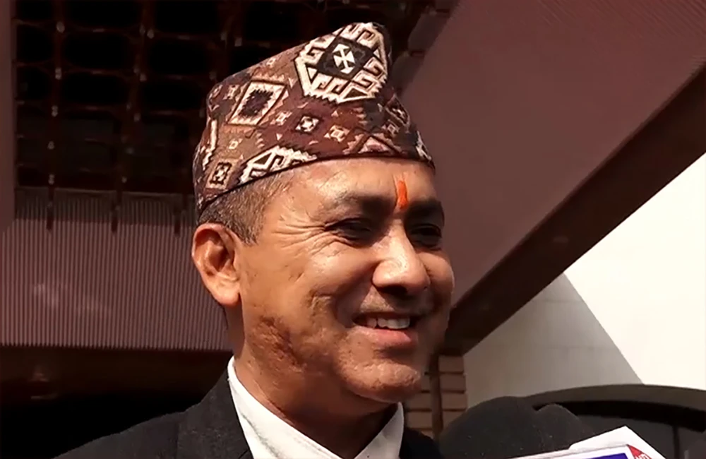 गगन र विश्वप्रकाशलाई काउन्टर दिने तयारीमा संस्थापन पक्ष