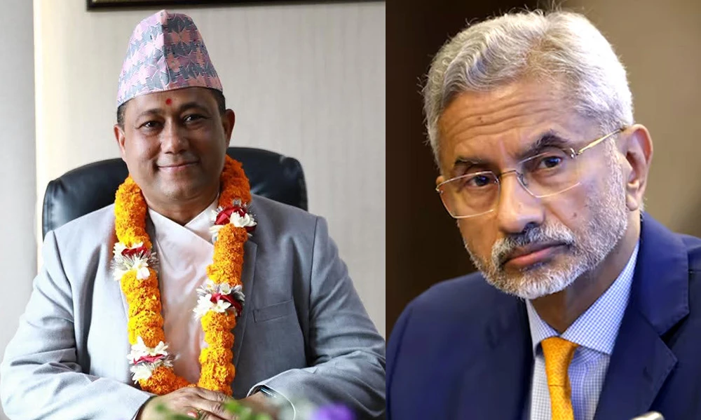 परराष्ट्रमन्त्री शिशिर खनाल पहिलो विदेश भ्रमणमा आज मौरिसस जादै