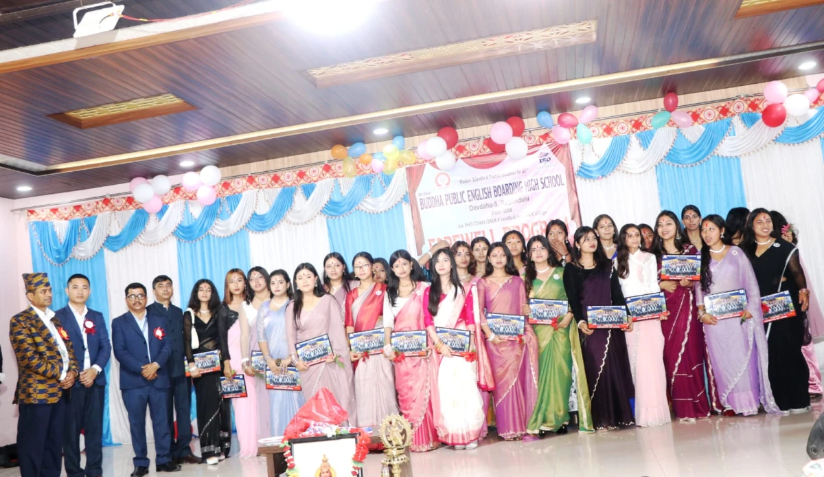गणतन्त्र दिवसको अवसरमा बुद्ध पब्लिकका विद्यार्थीले बनाए राष्ट्रिय चिन्ह र नेपालको नक्सा