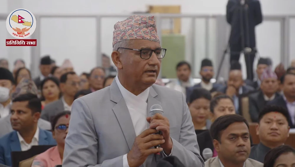 पहिलो दिनमै संसदमा एमालेको अवरोध. ओली र लेखकको रिहाईको माग