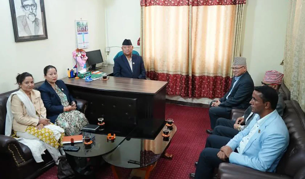 संवैधानिक परिषद्सम्बन्धी विधेयक चाँडो पारित नभए देश अध्यादेशबाट चलाउनुपर्ने हुन्छ : सञ्चारमन्त्री