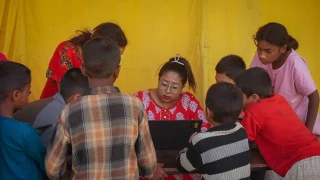किर्तिपुरस्थित होल्डिसेन्टरमा रहेका ५२ बालबालिका आजदेखि विद्यालय जादै