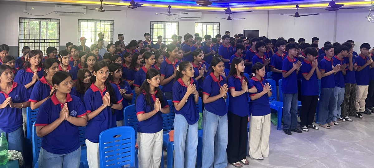 गणतन्त्र दिवसको अवसरमा बुद्ध पब्लिकका विद्यार्थीले बनाए राष्ट्रिय चिन्ह र नेपालको नक्सा