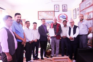 आइतबारको बिदाले विद्यालय शिक्षा प्रभावित भएको भन्दै इप्सा रुपन्देहीको ज्ञापनपत्र