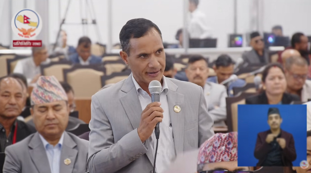 सिंहदरबारबाट कुनै अदृष्य गिरोहको हुकुमी राज जन्माएको काँग्रेसको आरोप