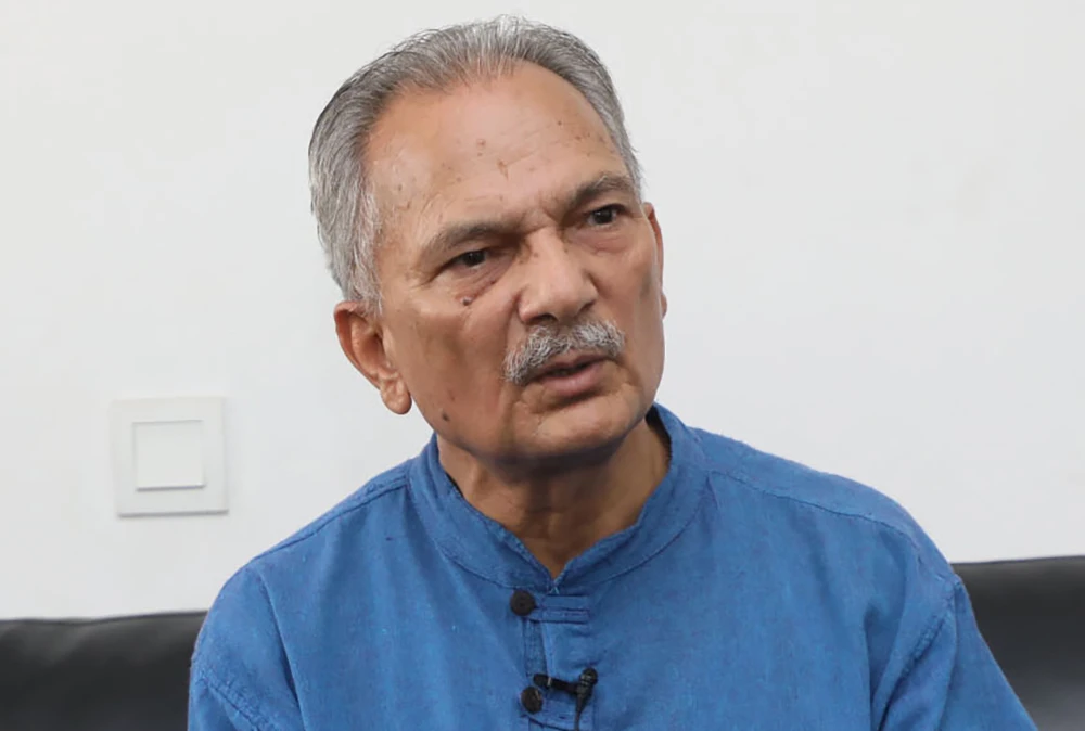 प्रधानमन्त्री शाहले सुनसरी घटनामा संवाद नगरेकोप्रति गगन थापाको आपत्ति