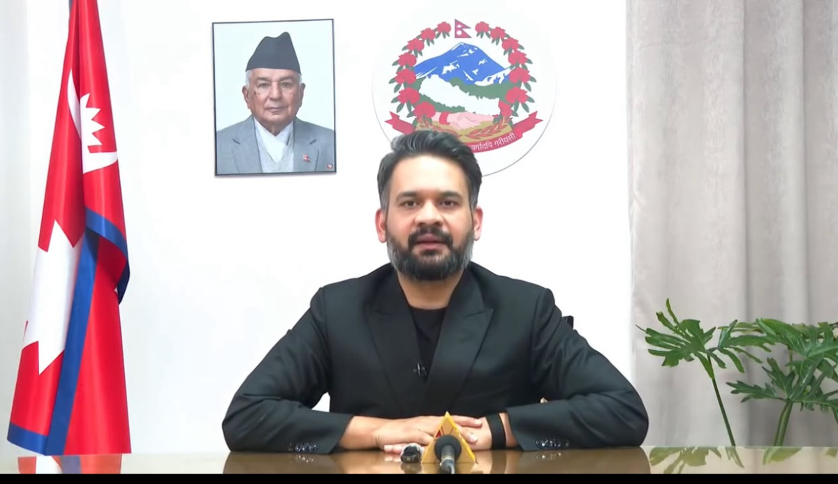 अमेरिका पुगे प्रधानमन्त्री शाह