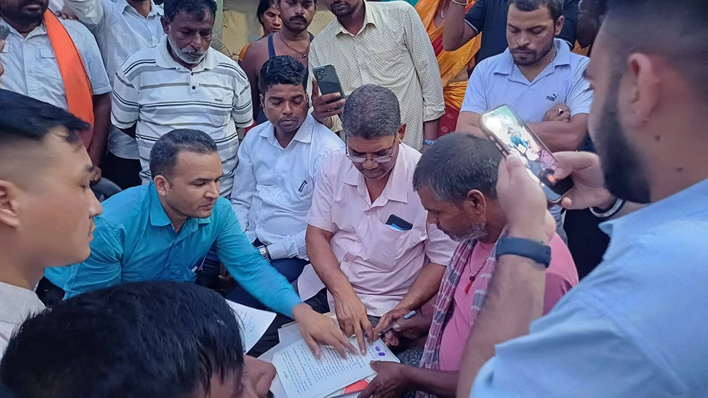 प्रधानमन्त्री शाहले सुनसरी घटनामा संवाद नगरेकोप्रति गगन थापाको आपत्ति
