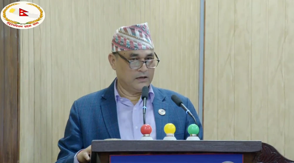 सुदूरपश्चिमका मुख्यमन्त्री शाहले दिए राजीनामा