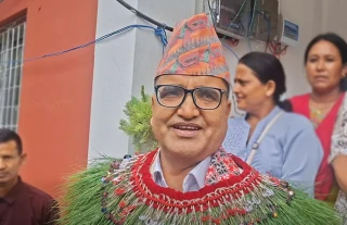 सुदूरपश्चिमको मुख्यमन्त्रीमा खगराज भट्ट नियुक्त