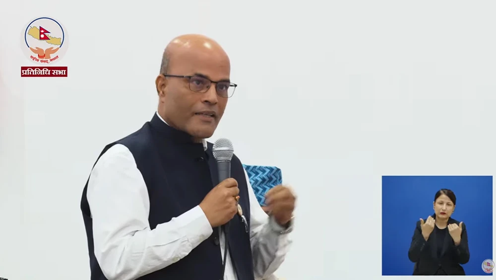 सरकारप्रतिको प्रभाव र विश्वास घट्दै गयो - अमरेश कुमार सिंह