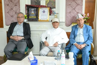 एमालेले बोलायो सचिवालयको आकस्मिक बैठक
