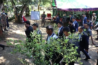 नुवाकोट विदुर क्षेत्रको स्थलगत निरीक्षण पछि प्रधानमन्त्रीसहितको टोली काठमाडौँ  फिर्ता