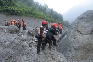 त्रिशूली–३ ‘ए’ आयोजनाको सुरुङमा फसेकाको उद्धार प्रयास तीव्र