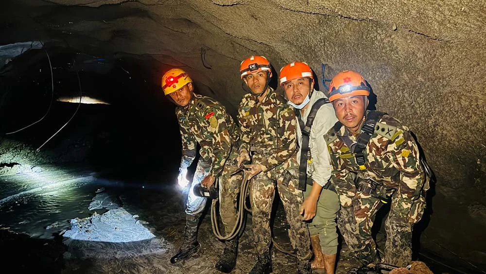 जलविद्युत आयोजनाका सुरुङमा उद्धार बारे विद्युत प्राधिकरणले के भन्यो ?